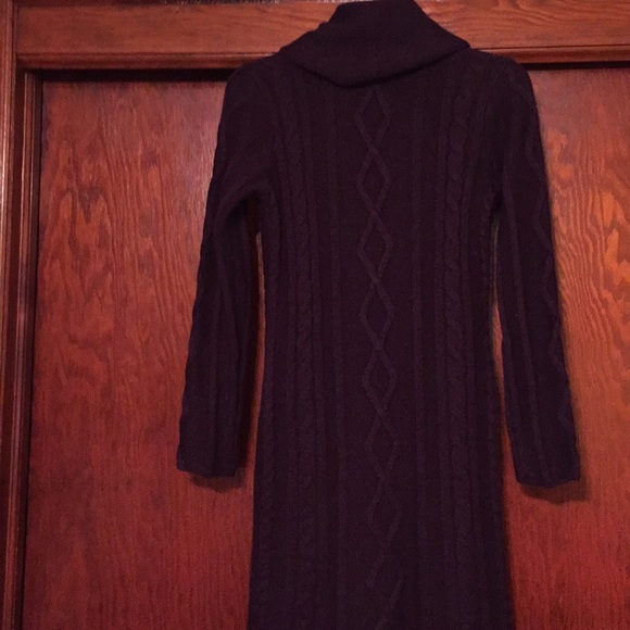 Dress - Picture 5 of 8